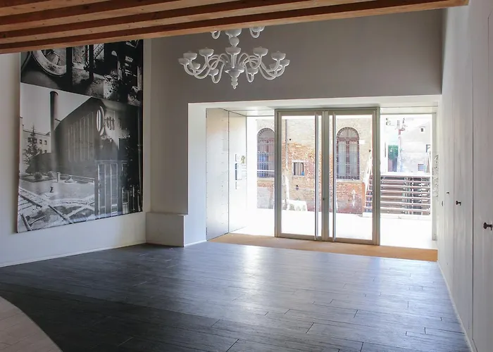Centrale Mazzoni 15